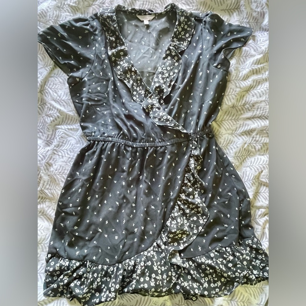 LC Lauren Conrad XL Floral Mini Dress